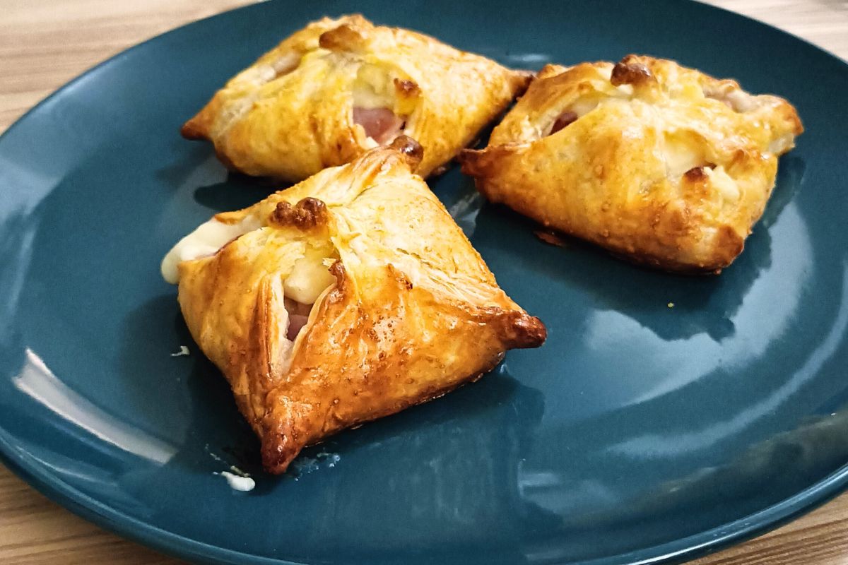 Feuilletés jambon fromage à congeler : la solution express pour les soirs pressés