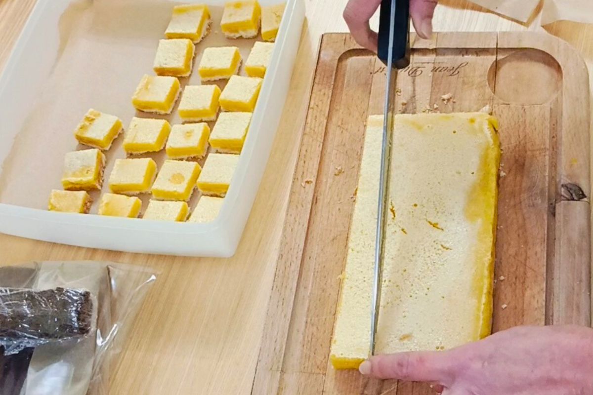 Carrés au citron à congeler : des mignardises parfaites à préparer à l’avance