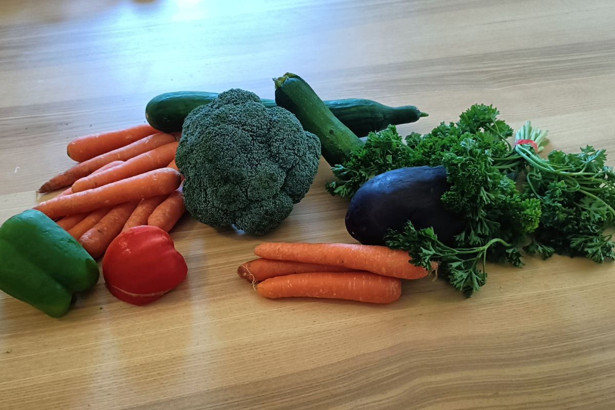 Assortiment de légumes frais: congeler cru ou après précuisson?